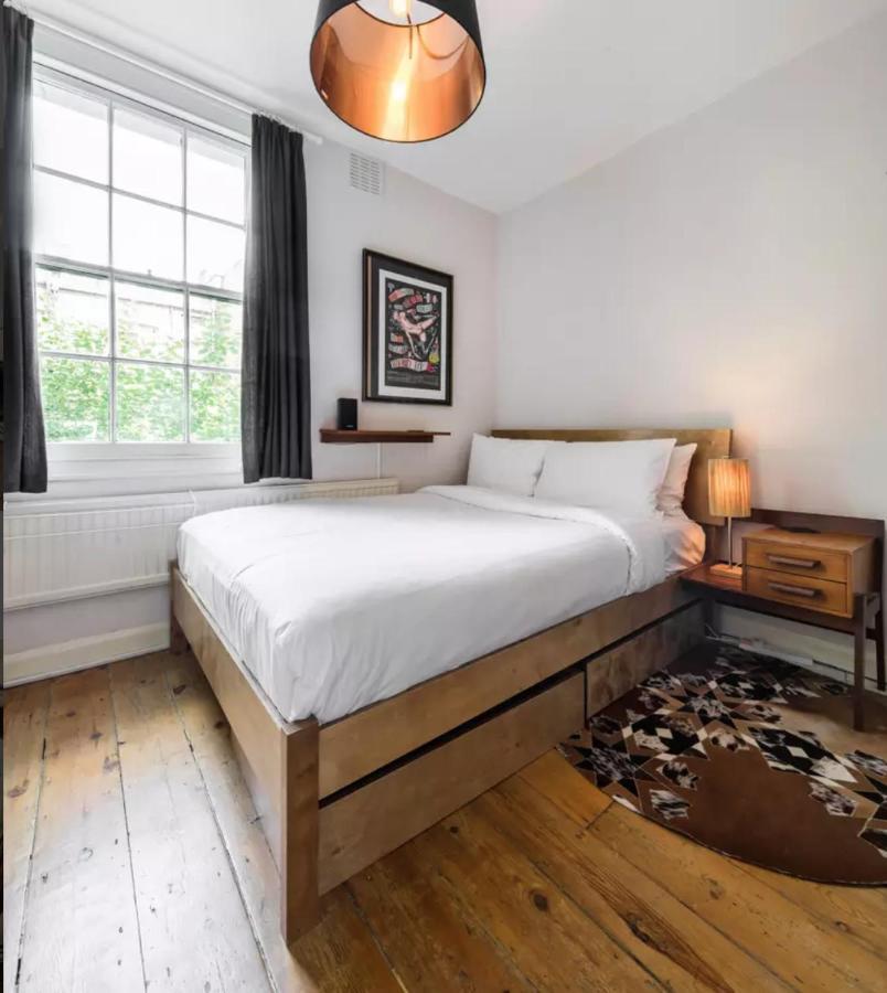 Traditional Victorian 2 Bed In Cobbled Street + Mod Cons - Full Home Londyn Zewnętrze zdjęcie