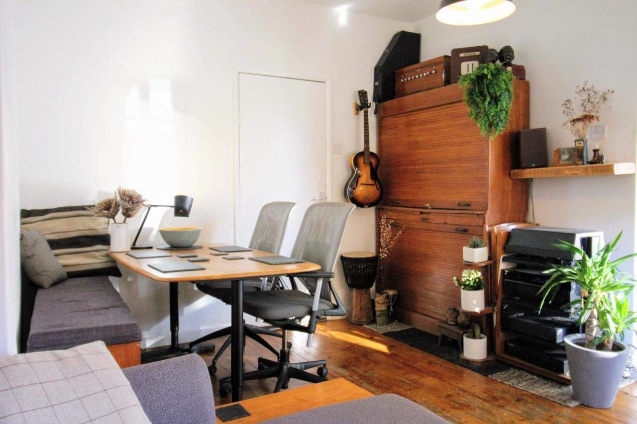 Traditional Victorian 2 Bed In Cobbled Street + Mod Cons - Full Home Londyn Zewnętrze zdjęcie